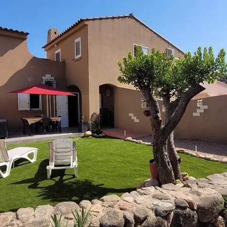 Mini Villa Pinarello, Lecci Residence Riviera Piscine 5Min Plage بيت للعطل *